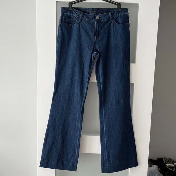 Elie Tahari flare mid rise jeans size US10 - Picture 1 of 13